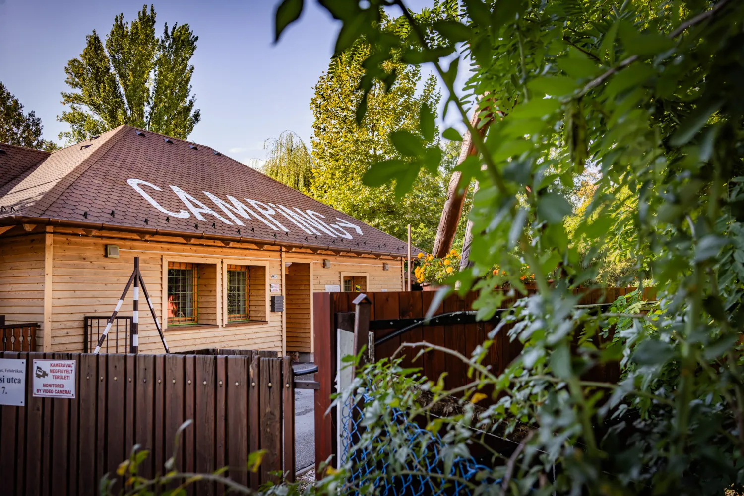 arena-camping-guesthouse-budapest-budapest-aaxya