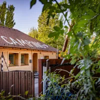 arena-camping-guesthouse-budapest-budapest-aaxya