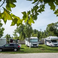 arena-camping-guesthouse-budapest-budapest-rsain