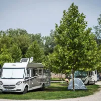 arena-camping-guesthouse-budapest-budapest-toocq