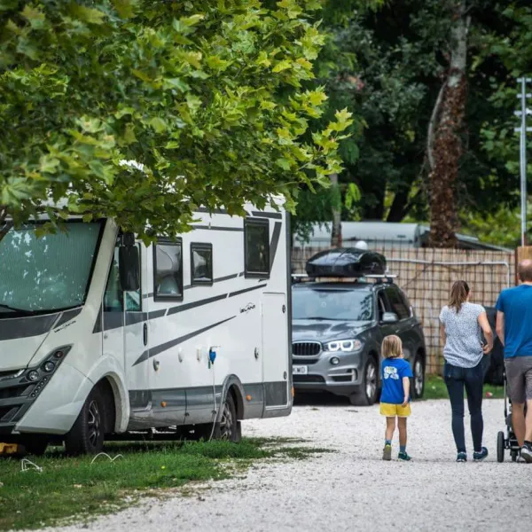 arena-camping-guesthouse-budapest-budapest-vc12v