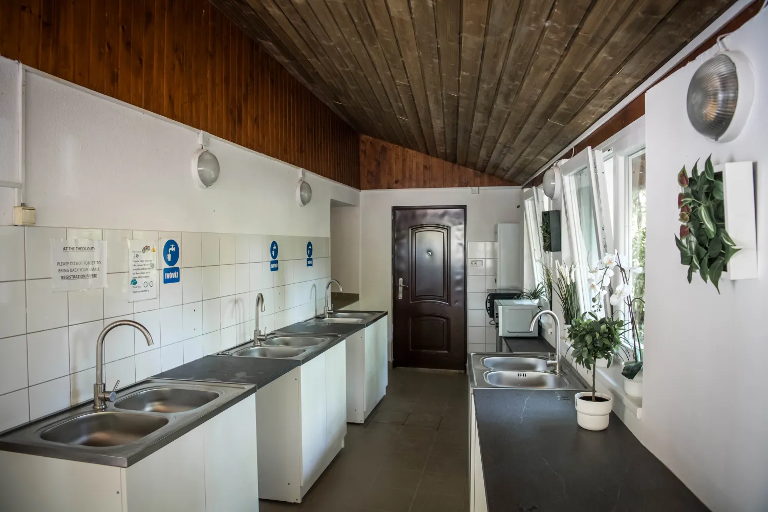 arena-camping-guesthouse-budapest-budapest-yinqj