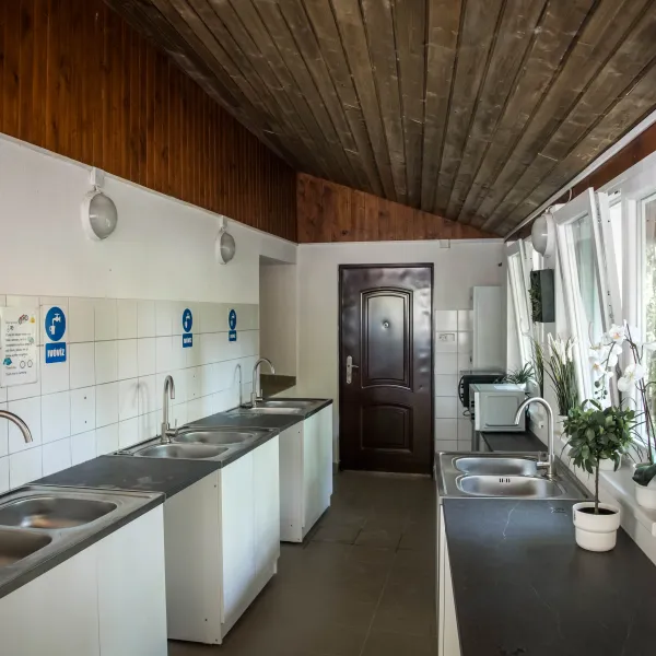 arena-camping-guesthouse-budapest-budapest-yinqj