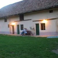 camping-la-curtea-richvini-richis-iaxf8
