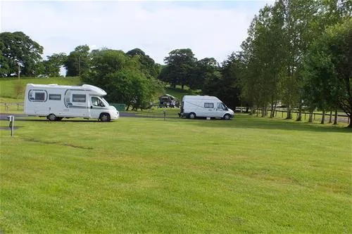 parkland-caravan-camping-park-westport-yvfpf