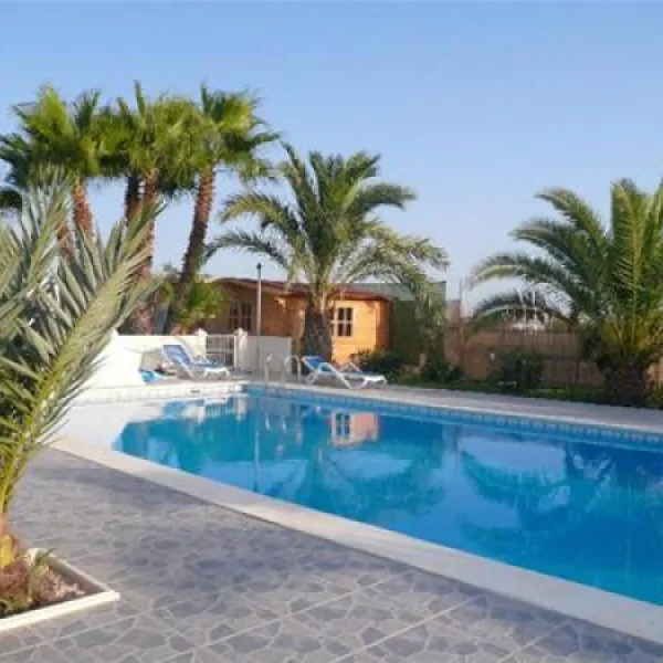 campingla-escuera-la-marina-0dmog