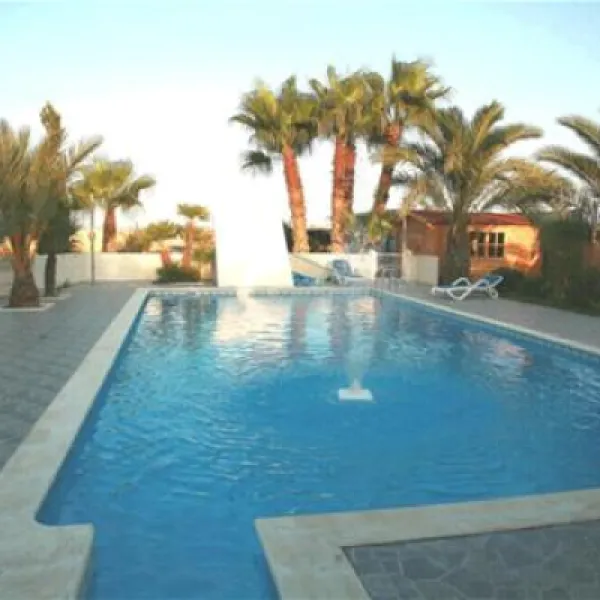 campingla-escuera-la-marina-iuqiz