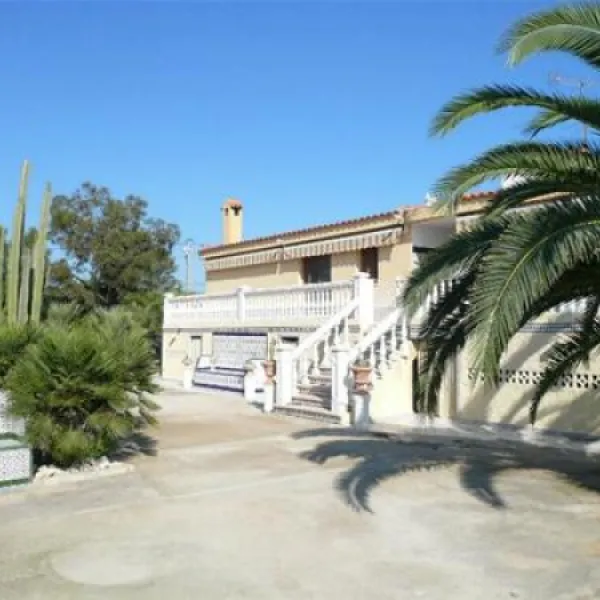 campingla-escuera-la-marina-ma8vx