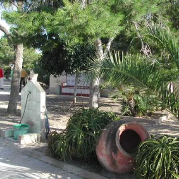 campingla-escuera-la-marina-rym6q