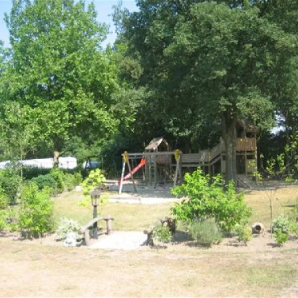 camping-de-meerdonk-heeswijkdinther-iukda