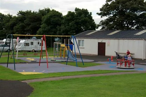 campsite-bush-caravan-park-bushmills-v5jpt