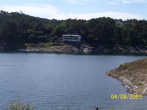 parque-de-campismo-municipal-de-pedrgo-grande-pedrogo-grande-wfzph