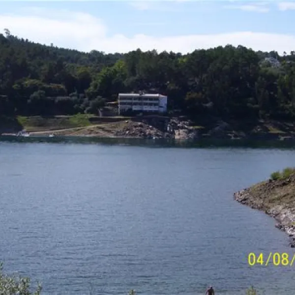 parque-de-campismo-municipal-de-pedrgo-grande-pedrogo-grande-wfzph