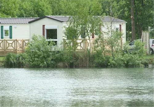 camping-les-puits-tournants-sailly-le-sec-sa895