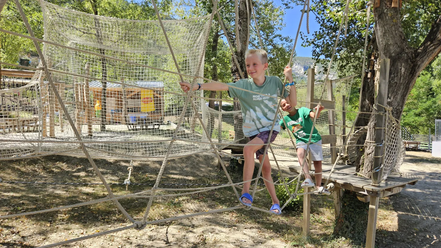 camping-les-ramires-drme-bl9cb