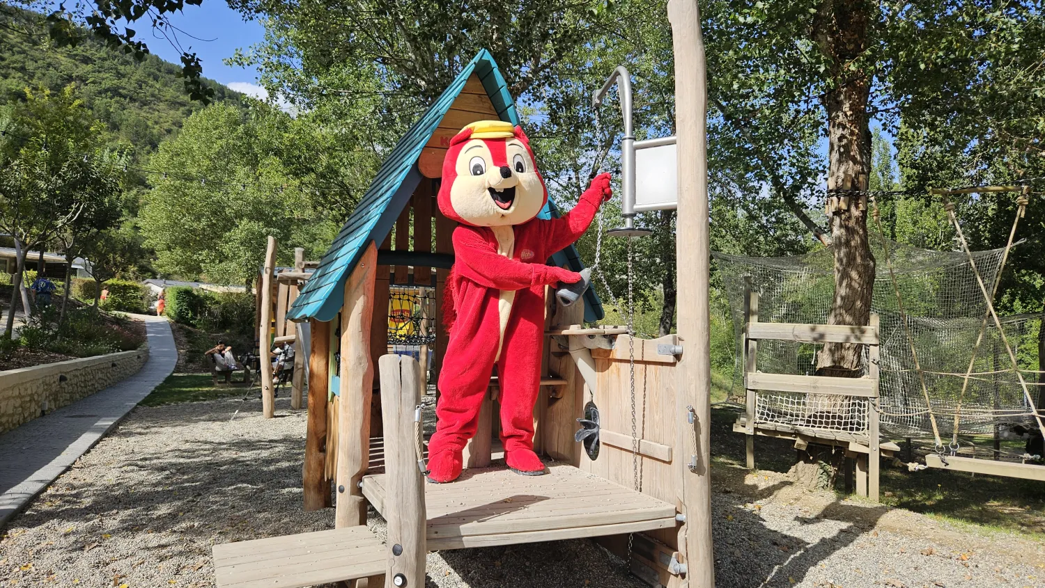 camping-les-ramires-drme-q4wcy