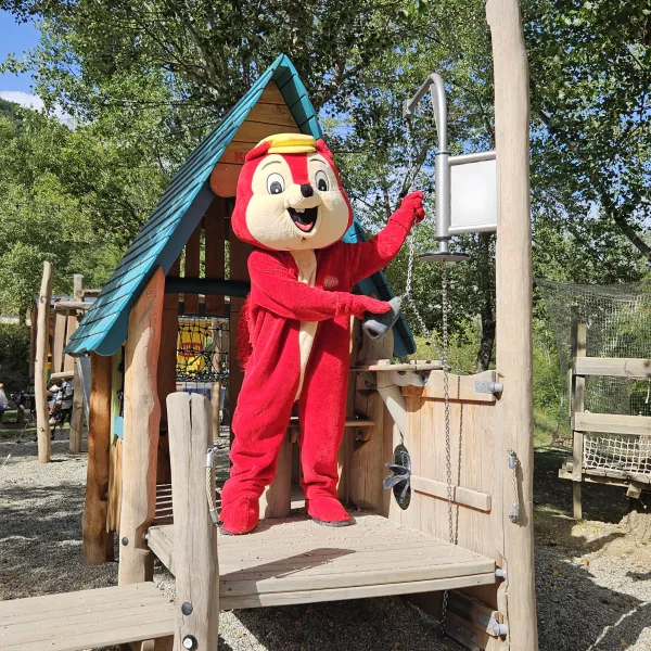camping-les-ramires-drme-q4wcy