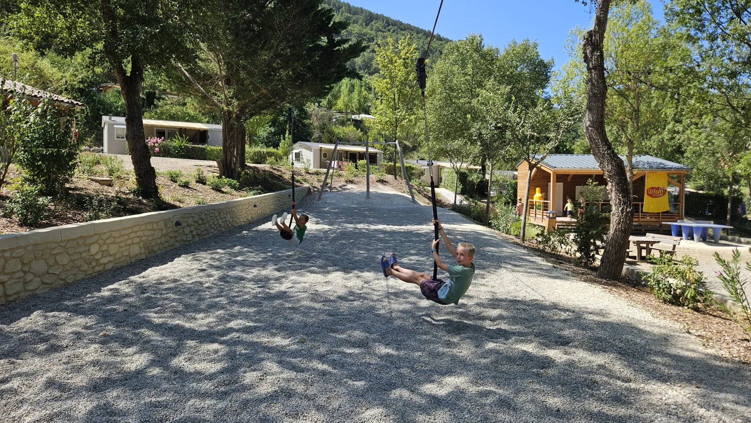 camping-les-ramires-drme-sievi