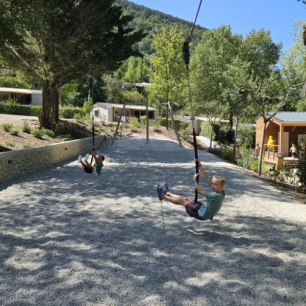 camping-les-ramires-drme-sievi