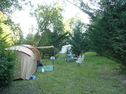 camping-le-petit-villars-champignelles-mtl4z