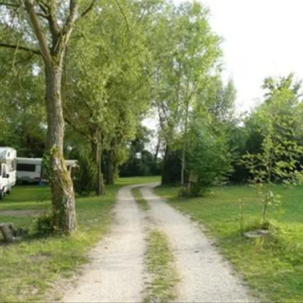 camping-le-petit-villars-champignelles-pjcxe
