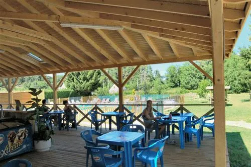camping-le-repos-du-baladin-murol-bbm1n