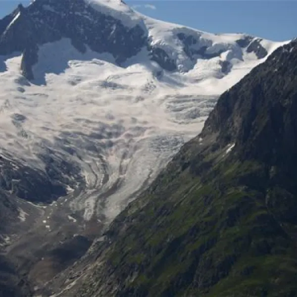 camping-eggishorn-fiesch-zlenp