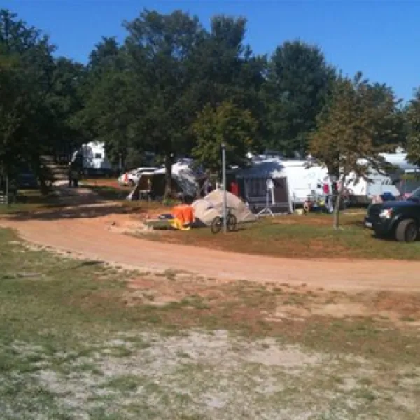 campingin-finida-umag-umag-87yis