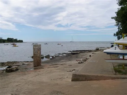 campingin-finida-umag-umag-z07bc