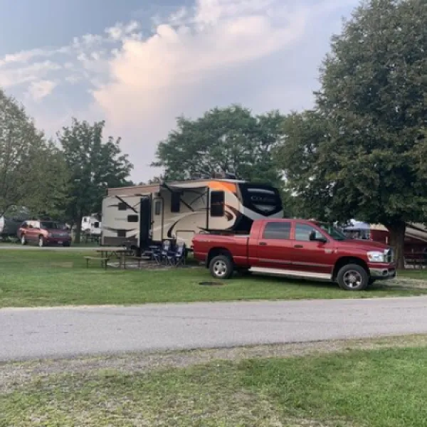 neshonoc-lakeside-camp-resort-west-salem-k435k