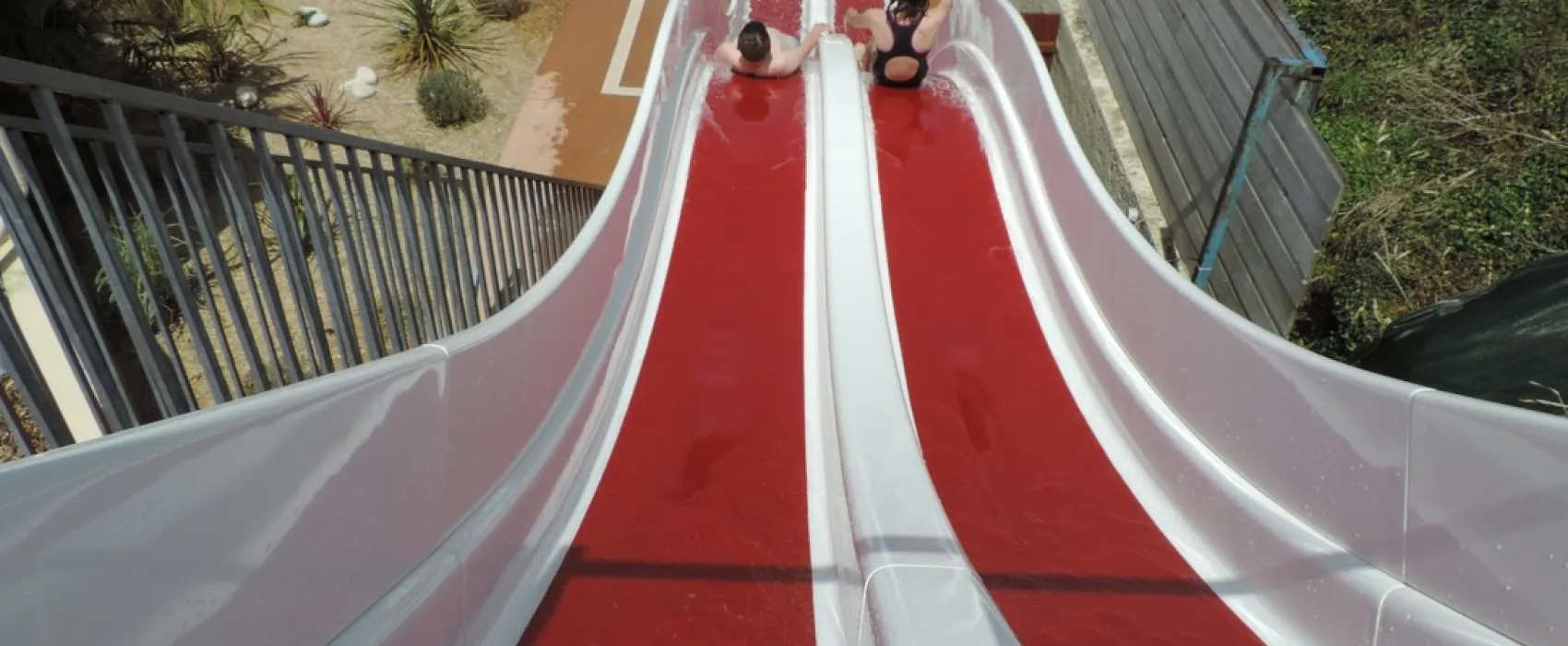 L' Escapade