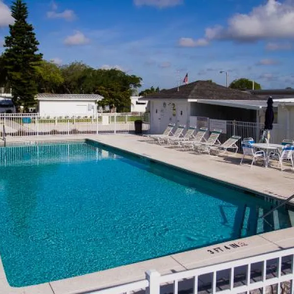 woodalls-mobile-home-village-rv-park-lakeland-vqkyf