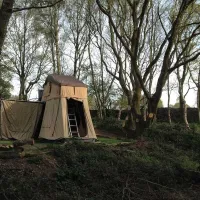 dreamy-hollow-woodland-campsite-and-ww1-trenches-kings-lynn-doa0e