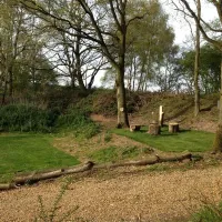 dreamy-hollow-woodland-campsite-and-ww1-trenches-kings-lynn-q26hs