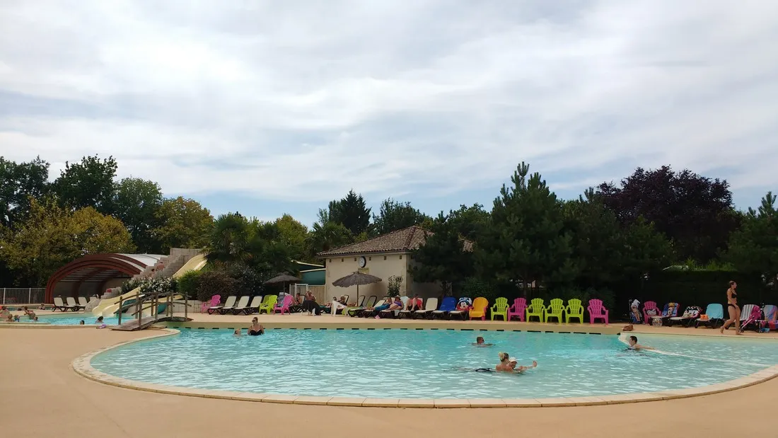 yelloh-village-chateau-de-fonrives-villereal-lot-et-garonne-bl2sd