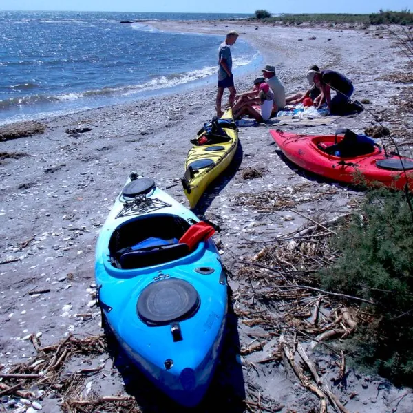 slow-motion-danube-delta-sulina-city-1liss