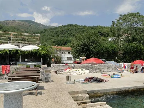 camping-zlokovic-bijela-azf5s