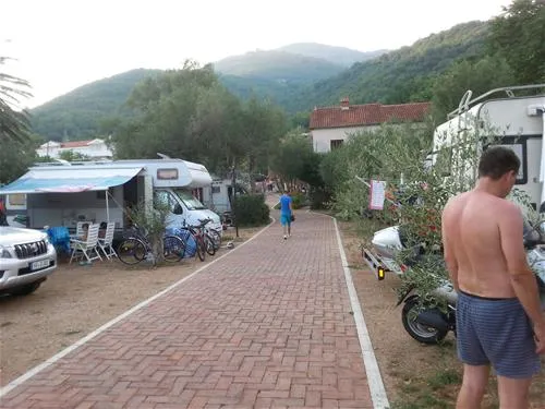 camping-zlokovic-bijela-ngfaf