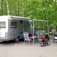 camping-sokolniki-moskau-d2dkg
