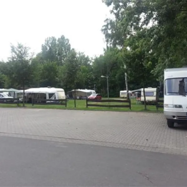 camping-gatow-berlin-spandau-dxks9