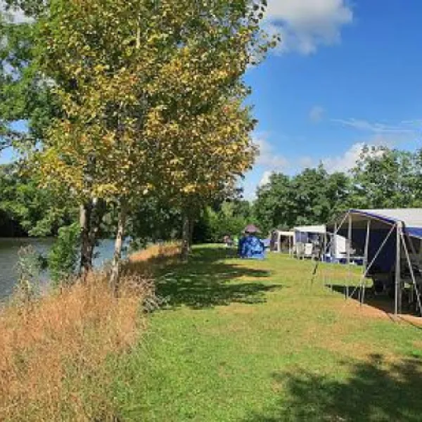 camping-la-plage-blanche-jura-60ar9