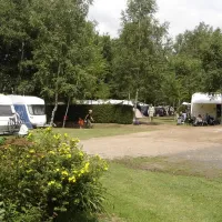 camping-nature-les-acacias-anould-fjhvn