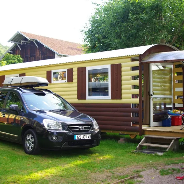camping-nature-les-acacias-anould-yfogx
