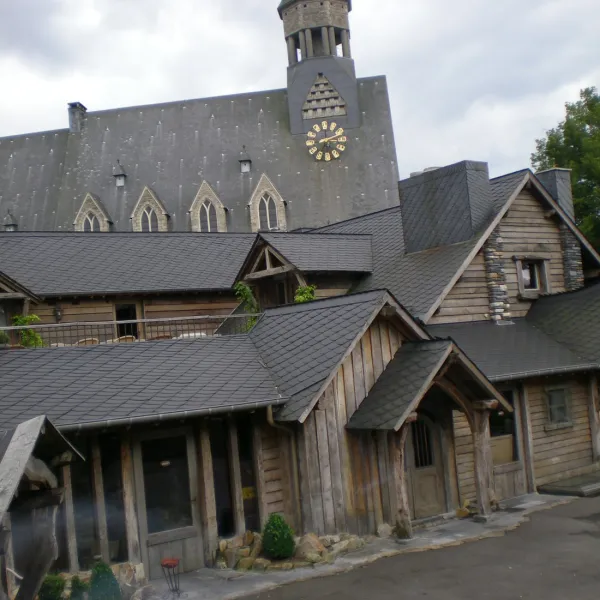 camping-les-neufs-pres-grand-halleux-flgdh