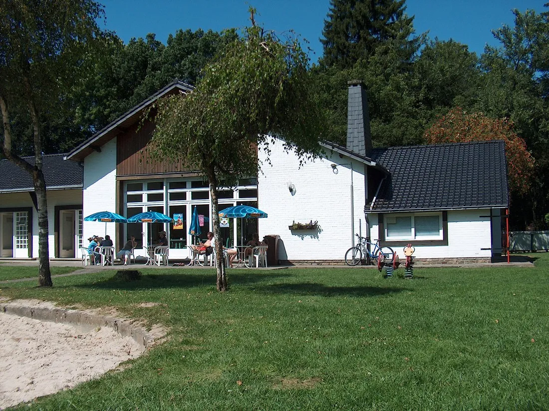 camping-les-neufs-pres-grand-halleux-vfnth