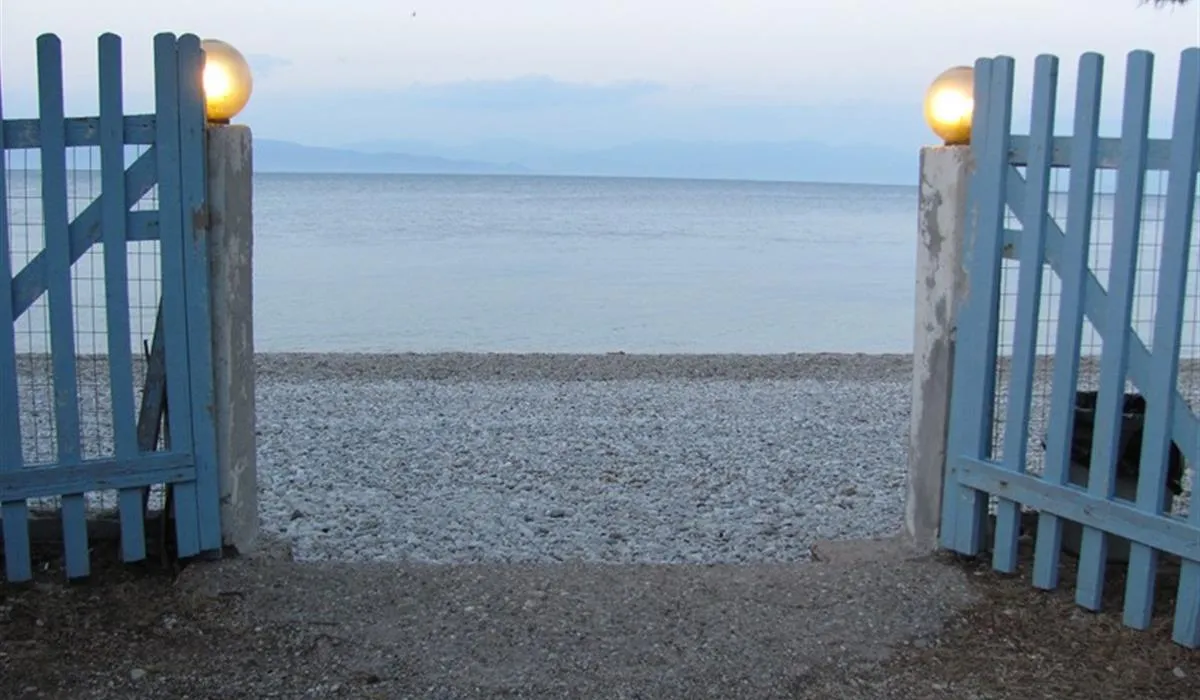 akrata-beach-camping-porovitsaakrata-l83q9