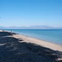 akrata-beach-camping-porovitsaakrata-vibli