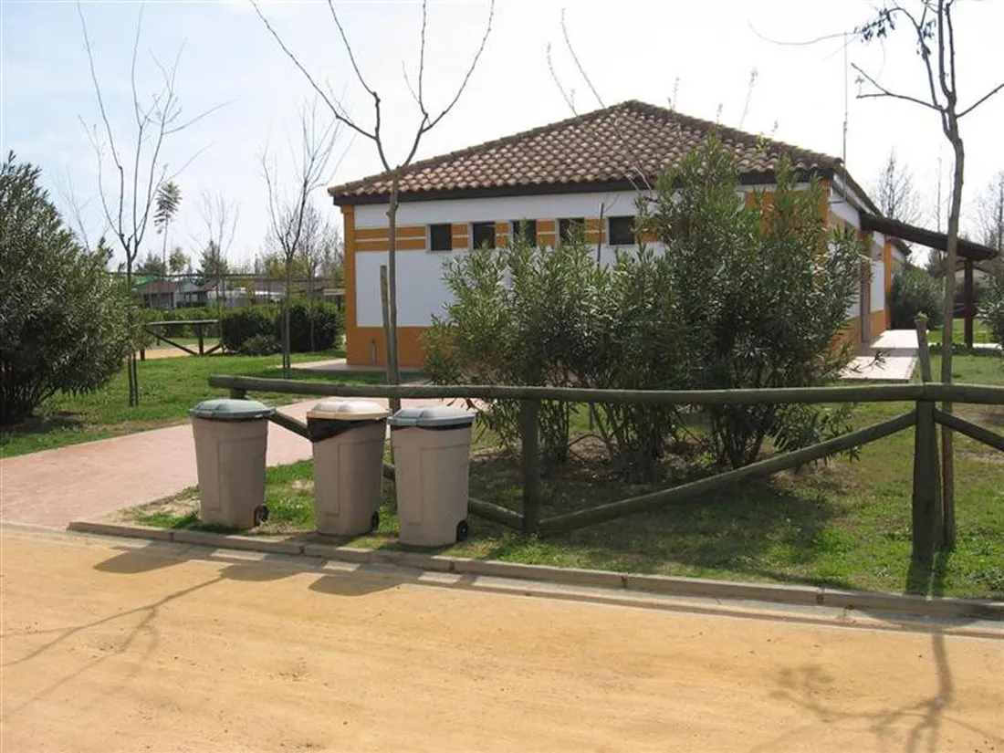 la-aldea-el-rociacuteo-l9hdb