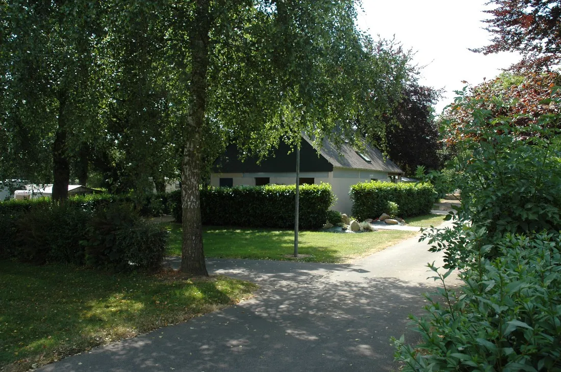 au-bocage-du-lac-jugon-les-lacs-9ucg3