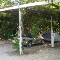 campsite-assini-beach-assini-plakadrepanon-skabu